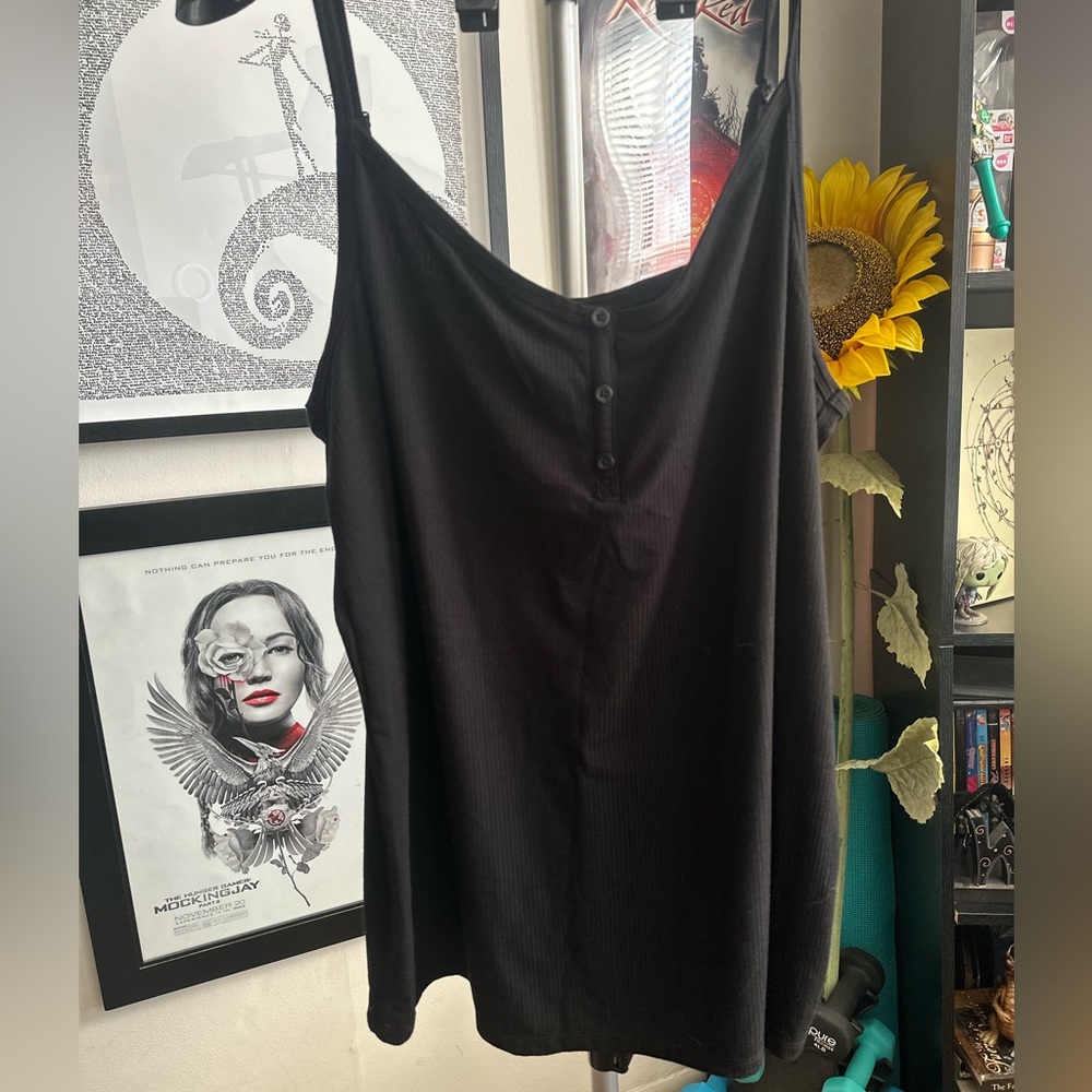 Fitted Super Soft Rib V-Neck Henley Cami